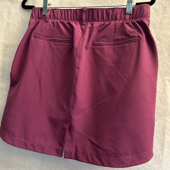 Under Arnour women’s Links woven golf performance skort in purple Sz-8. L19 - Picture 2 of 9